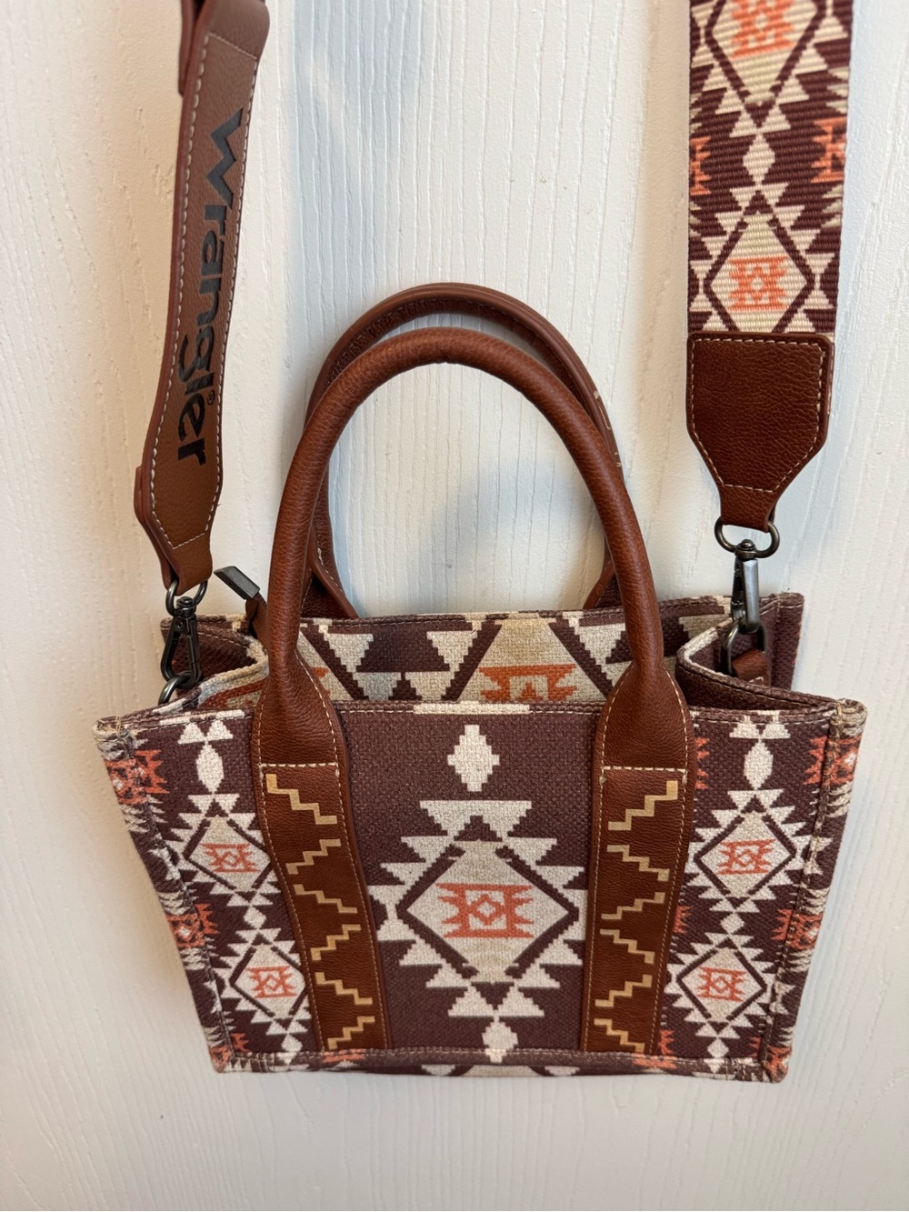 Women’s Wrangler Brown Aztec-Print Handbag Bag with Detachable Strap